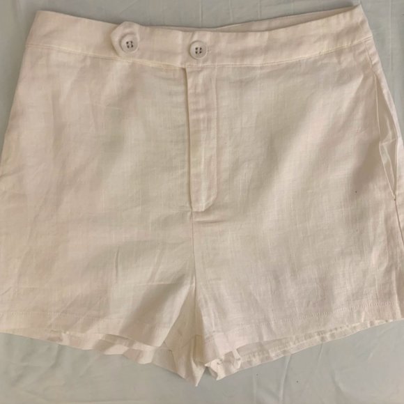 Princess Polly Linen Shorts - Picture 4 of 5